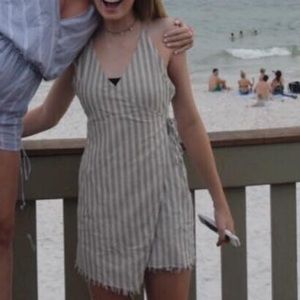 Stripe dress with adjustable straps - worn once